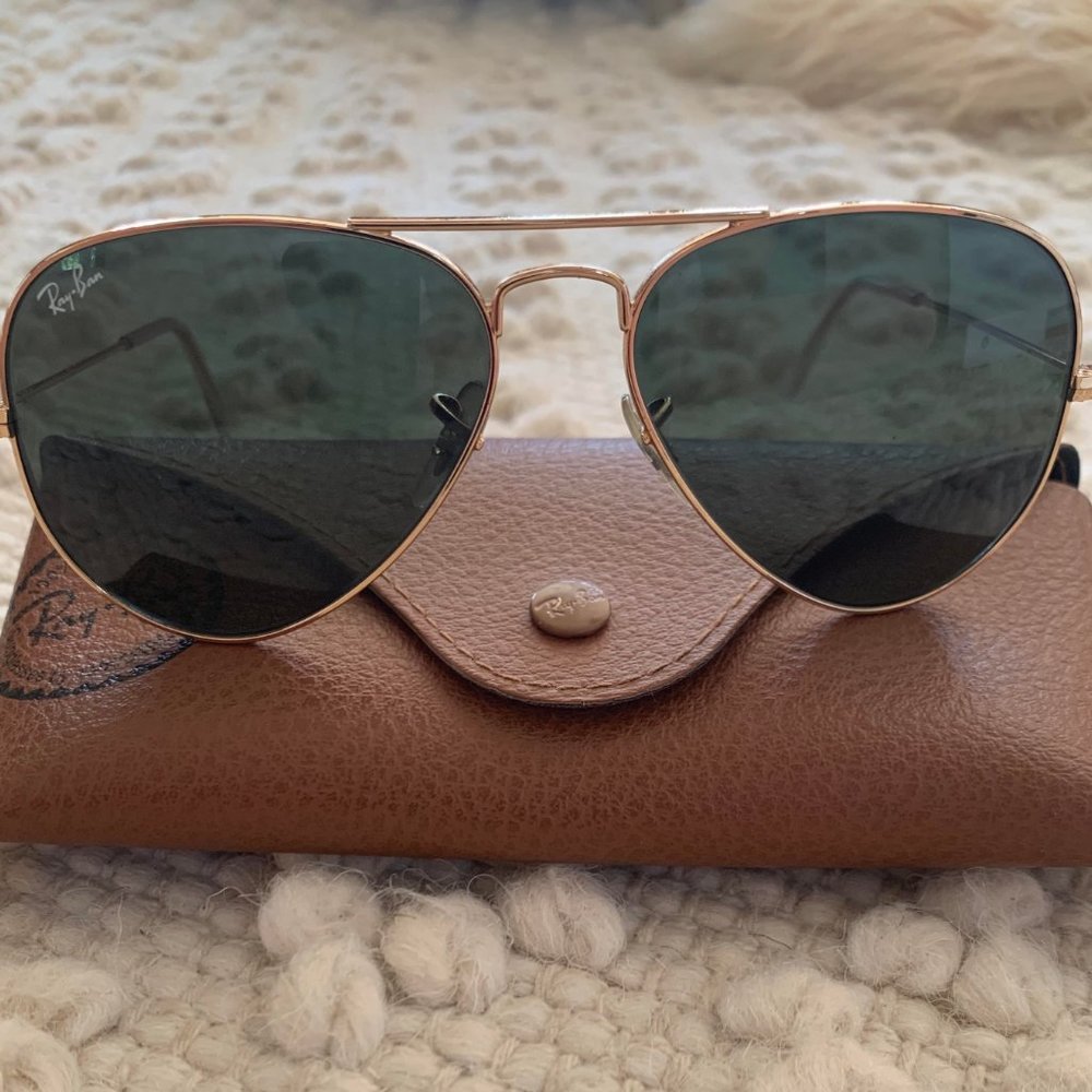 Ray-Ban Classic Aviator- Gold Frame Unisex